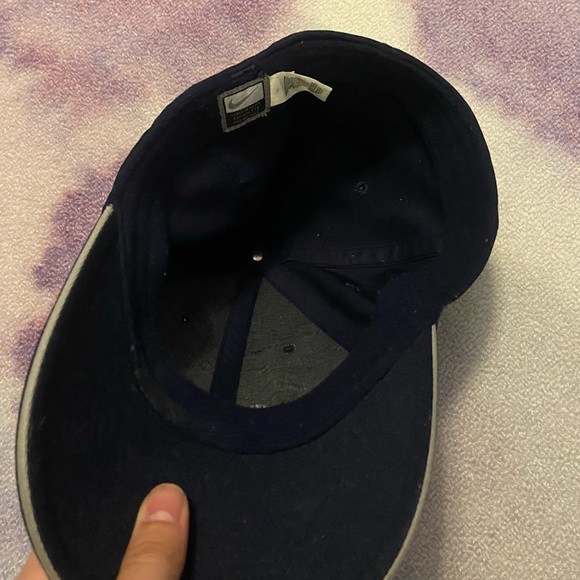 SOLD Retro Nike Unisex 1 Size Navy Baseball Cap - Picture 4 of 4